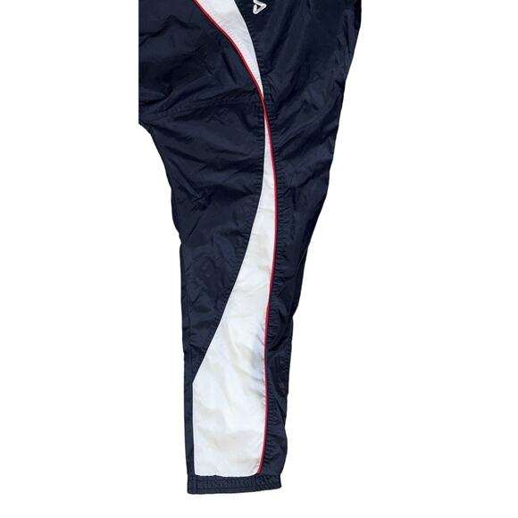 FILA Womens Windbreaker Jacket Medium 90s Retro Y2K Red White Blue Lined Pockets - Picture 2 of 12